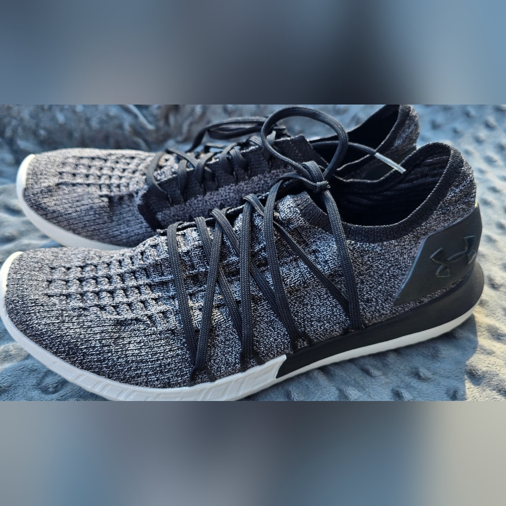 Mens Under Armour Speedfotm Slingshot 2